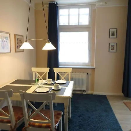 Close To The Sea * Остзебад Бинц